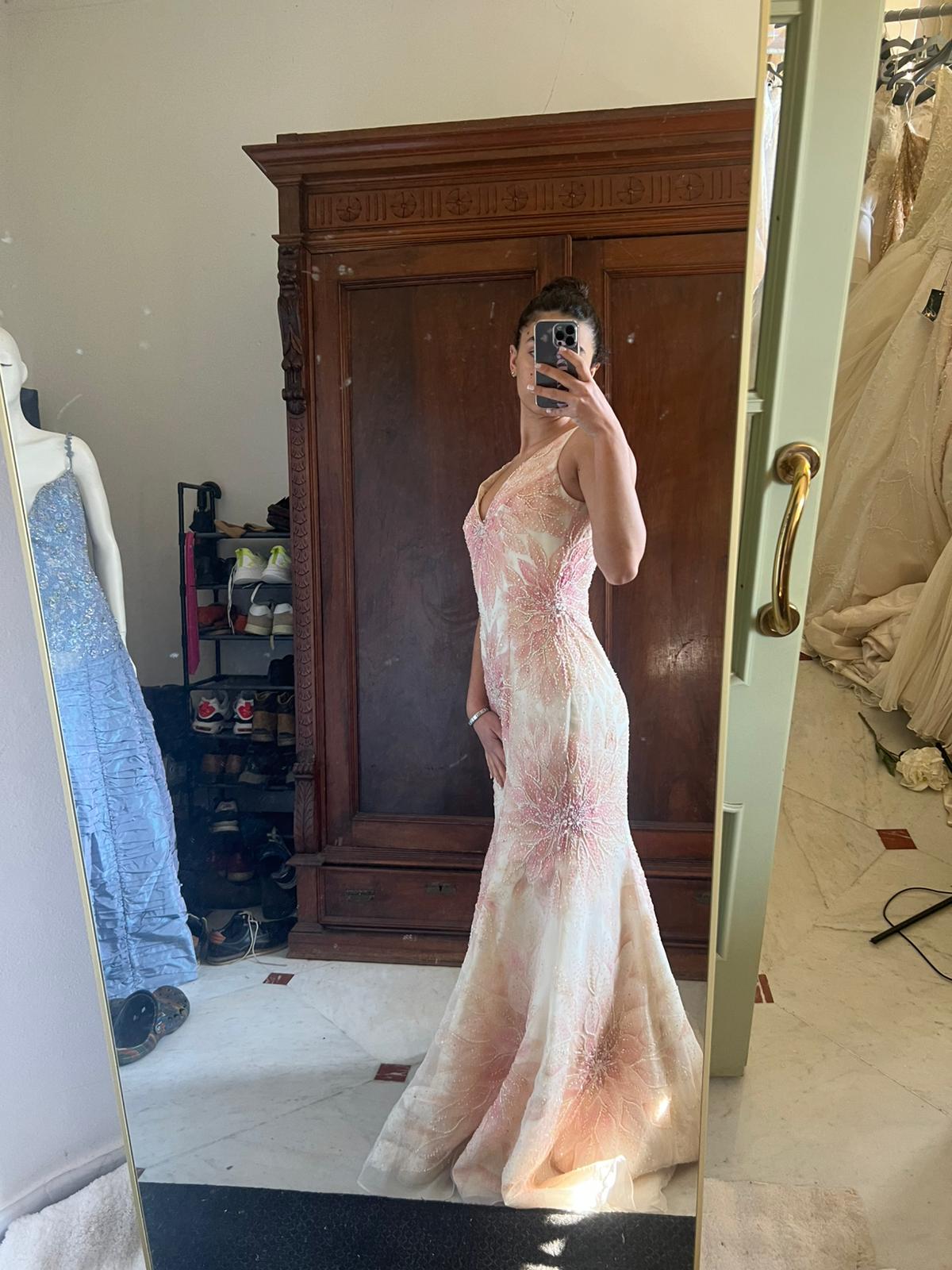 Abiti da sposa e da cerimonia da stock magazzino